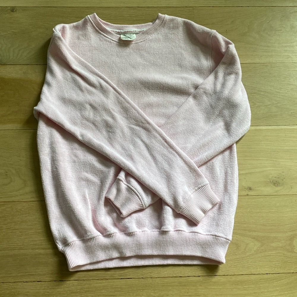 pink sweater